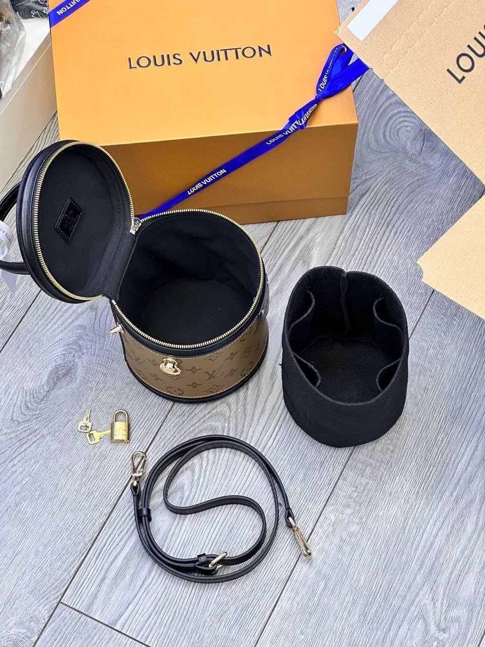 сумкa louis vuitton,сумка louis vuitton cannes,louis vuitton сумка на плечо,louis vuitton женская сумка,сумка ведро луи виттон