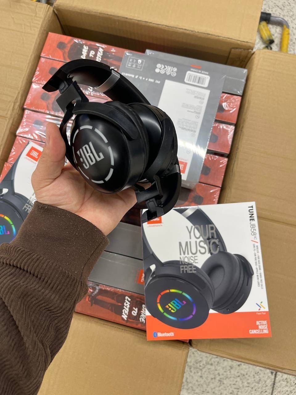 наушники беспроводные jbl,наушники,наушники jbl,jbl 860,наушники накладные беспроводные топ