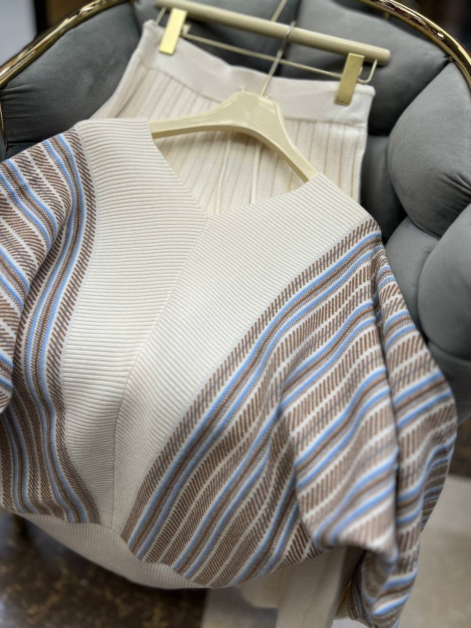 женский трикотажный пуловер,модные свитера,свитер пуловер,стильный свитер,трикотажный свитер