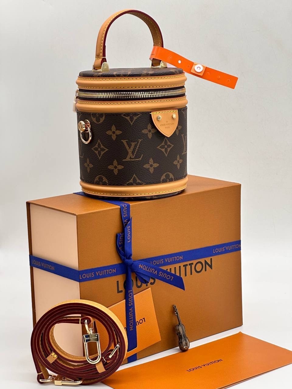 louis vuitton сумка на плечо,сумкa louis vuitton,сумка louis vuitton cannes,сумка женская louis vuitton,сумка луи виттон