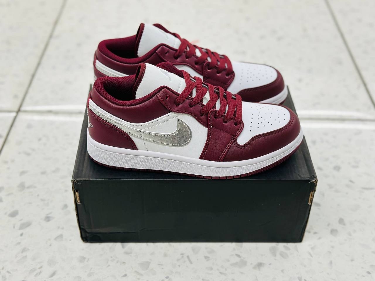 кроссовки кожа, кроссовки, женская,nike air jordan 1 low,nike air jordan 1 low grey