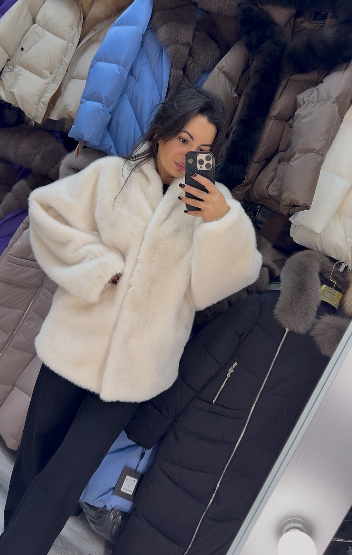 шуба норковая белая,норковые шубы,шуба белая норка,шуба искусственная под норку,шубка