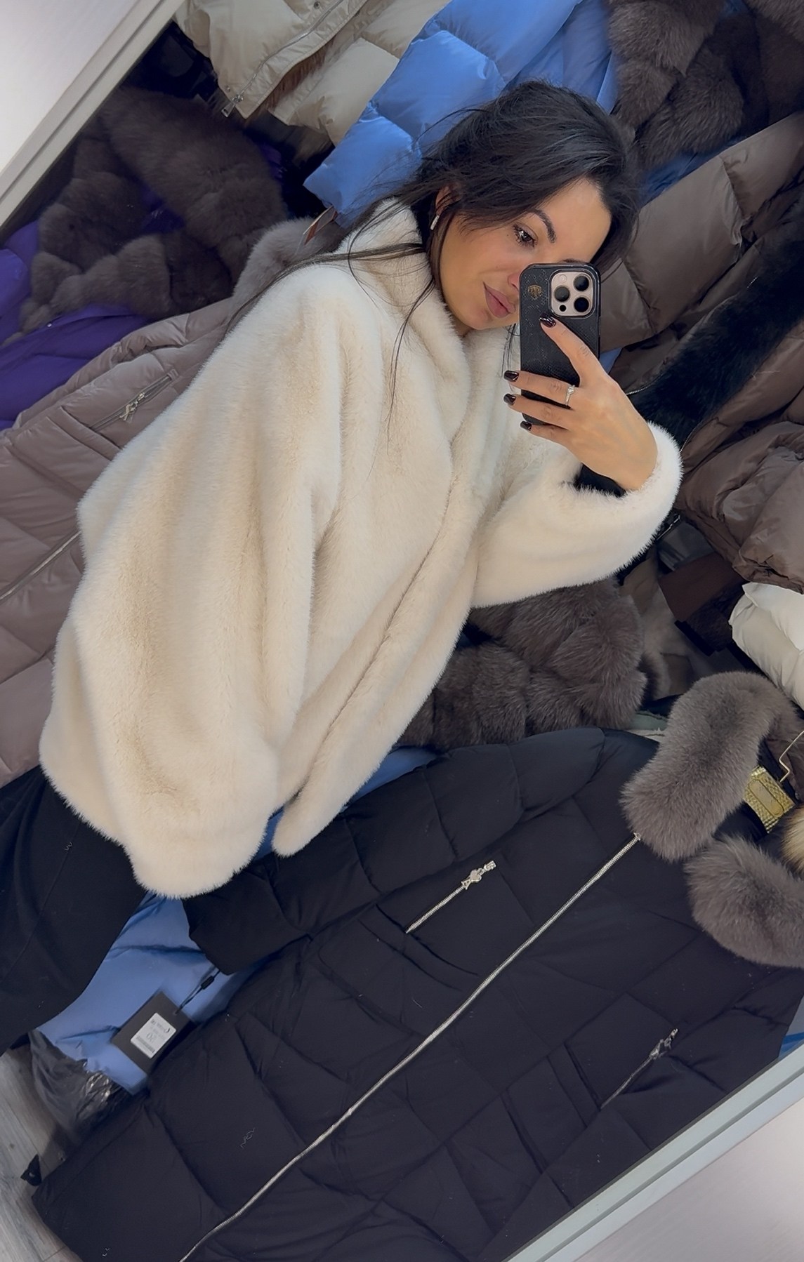 шуба норковая белая,норковые шубы,шуба белая норка,шуба искусственная под норку,шубка