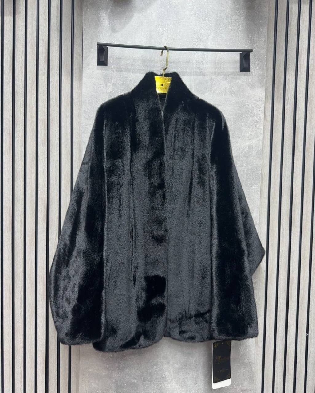 шуба норковая белая,норковые шубы,шуба белая норка,шуба искусственная под норку,шубка