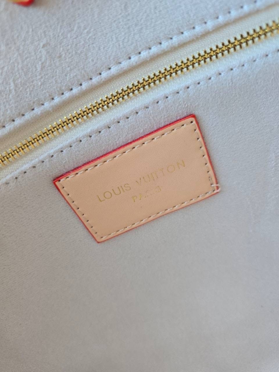 сумкa louis vuitton,сумка,сумка женская louis vuitton,луи виттон сумка спиди,сумка луи виттон белая