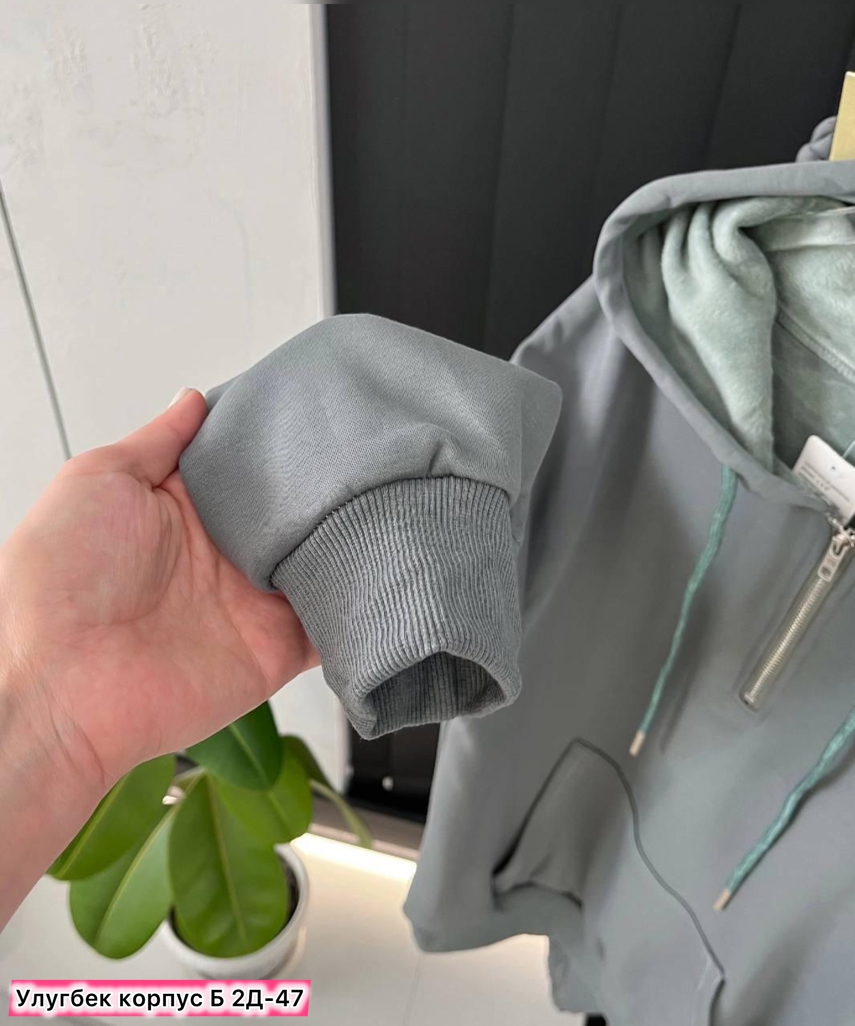 спортивные костюм,спортивный костюм adidas originals на флисе,костюм спортивный мужской,костюм на флисе,спорт костюм