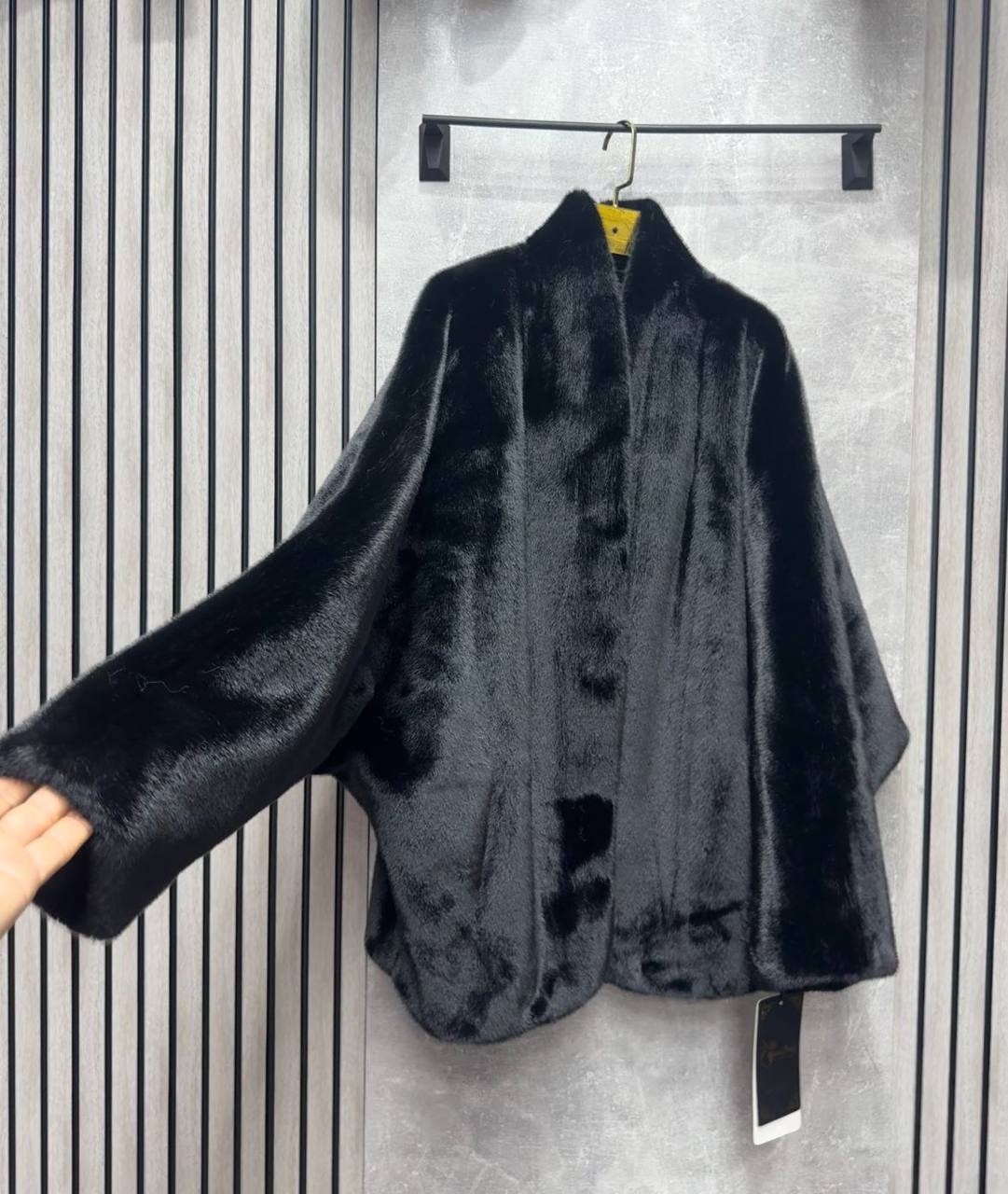 шуба норковая белая,норковые шубы,шуба белая норка,шуба искусственная под норку,шубка