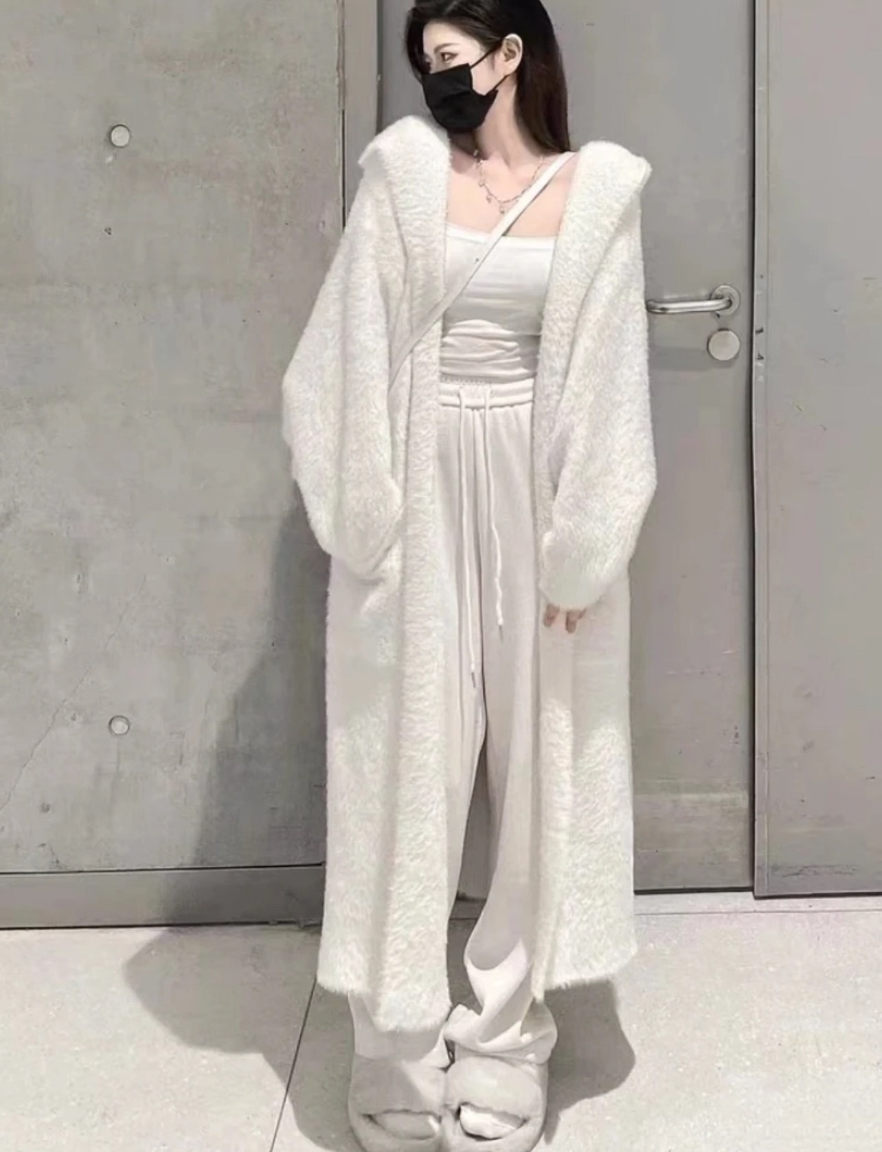 длинный вязаный кардиган,женский длинный вязаный кардиган с капюшоном,длинный кардиган,вязаные кардиганы,кардиган с капюшоном