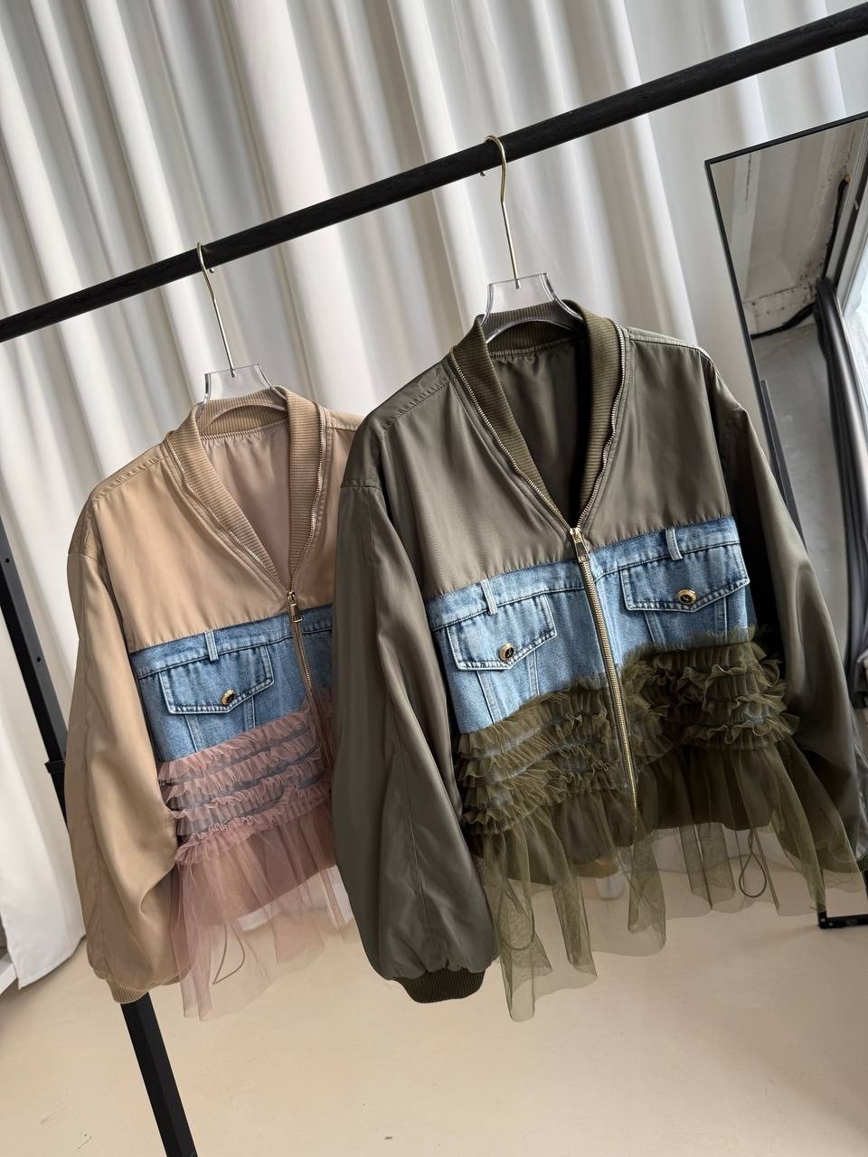 куртка стильная,куртка бомбер женская,куртка бомбер,кожаные куртки,куртка