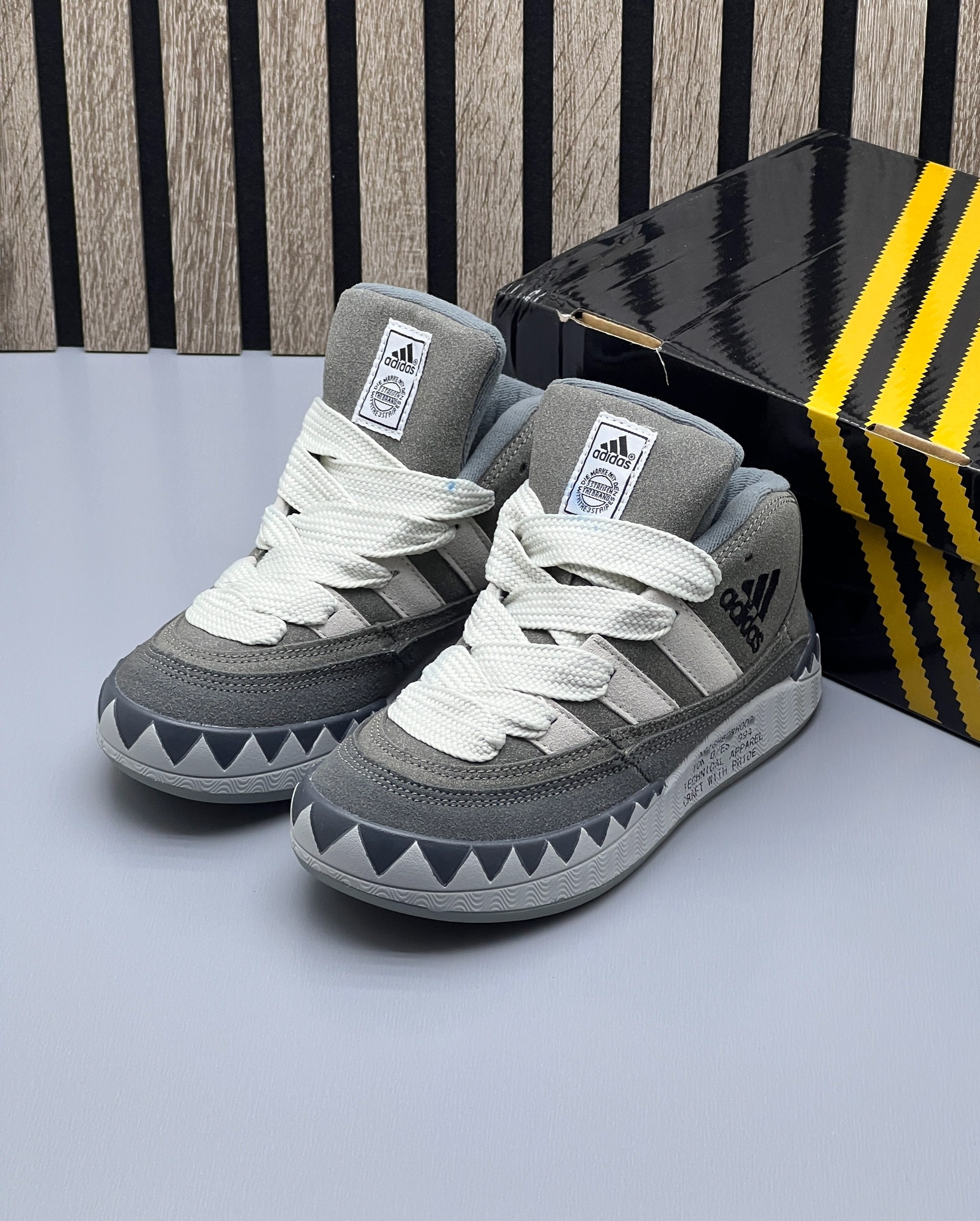 кроссовки адидас адиматик,кроссовки adidas neighborhood x adimatic,кроссовки adidas,кроссовки adidas adimatic,кроссовки адидас