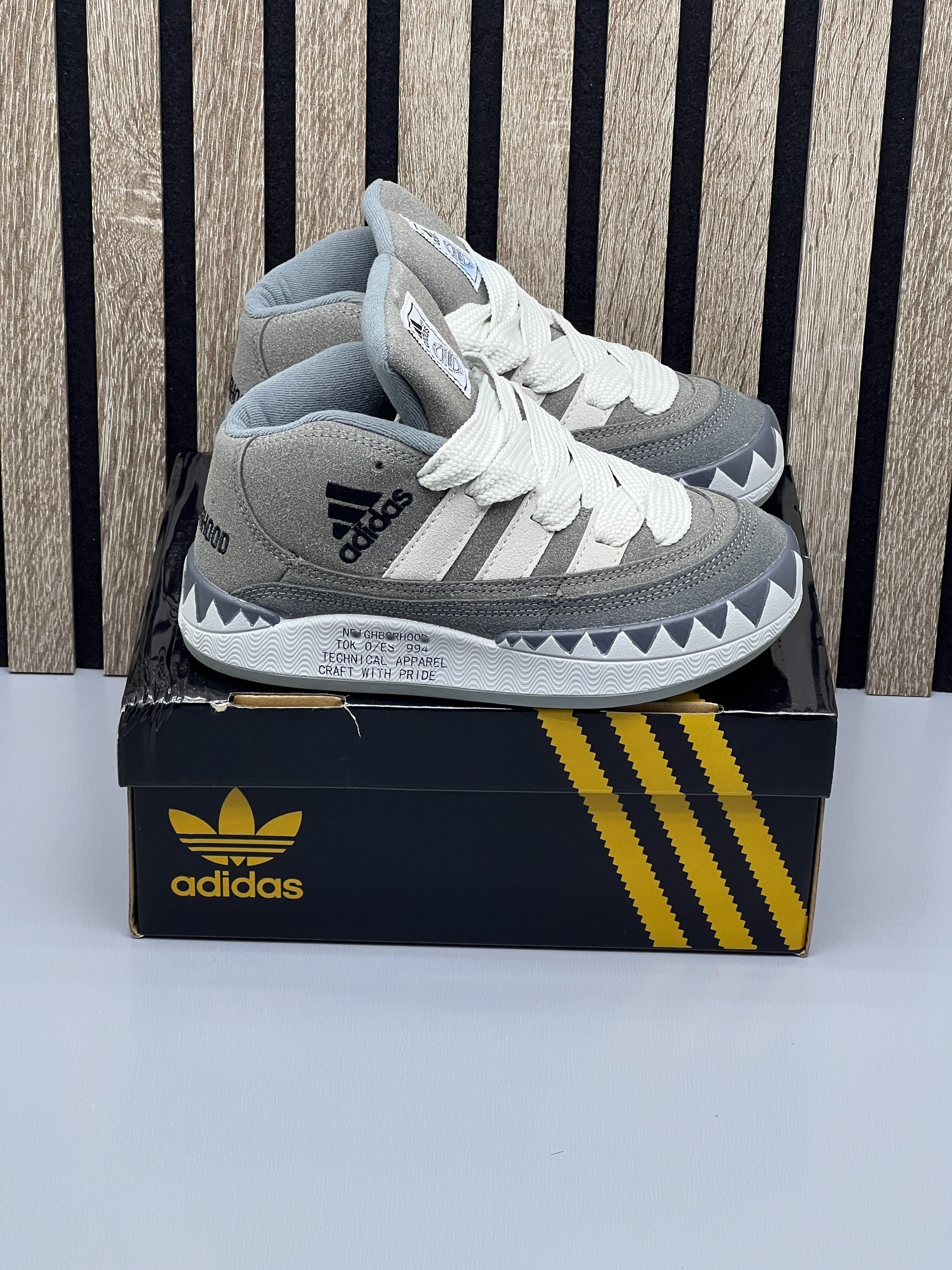 кроссовки адидас адиматик,кроссовки adidas neighborhood x adimatic,кроссовки adidas,кроссовки adidas adimatic,кроссовки адидас