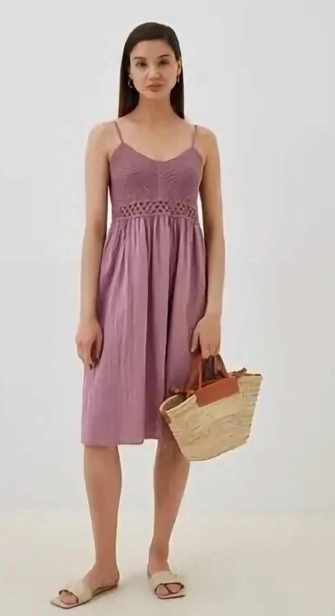 платье в крови,платья без рукавов,платье с кровавыми пятнами,платье,летнее платье