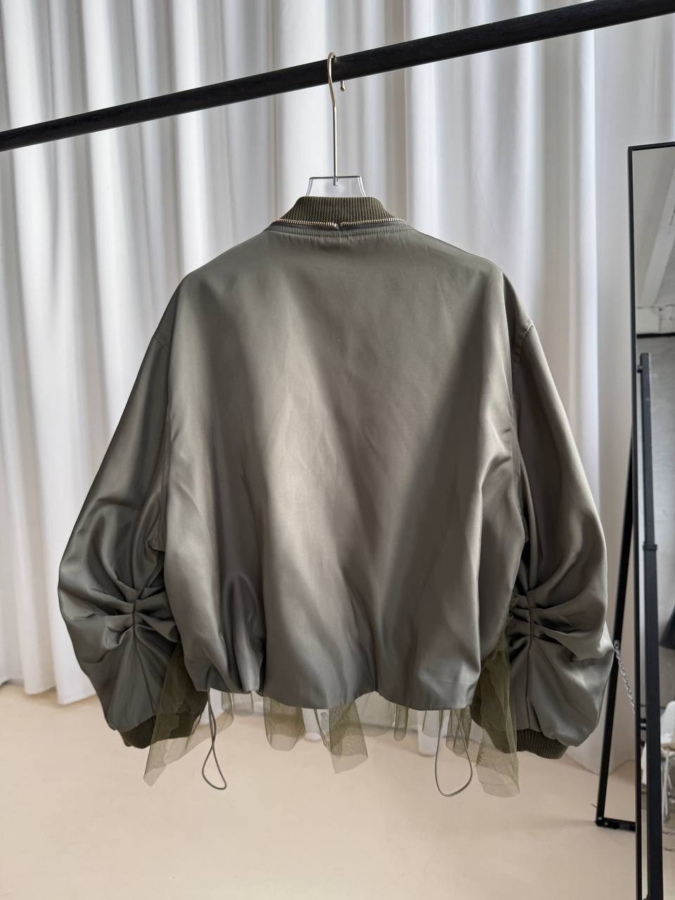 куртка стильная,куртка бомбер женская,куртка бомбер,кожаные куртки,куртка