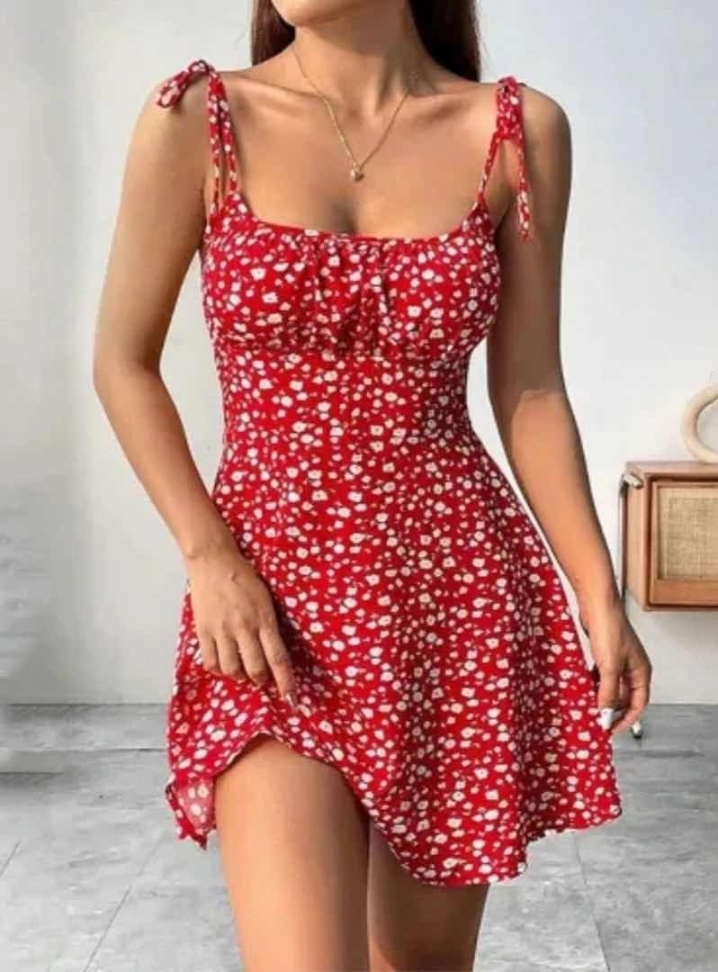 платье в крови,платья без рукавов,платье с кровавыми пятнами,платье,летнее платье