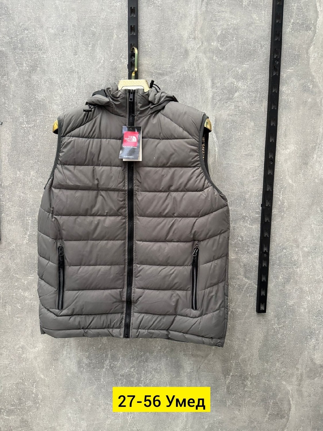 жилетка мужская,жилет мужской,жилетка,безрукавка мужская,жилет