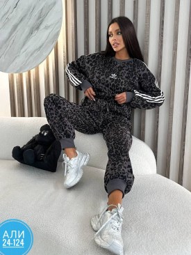 Костюм