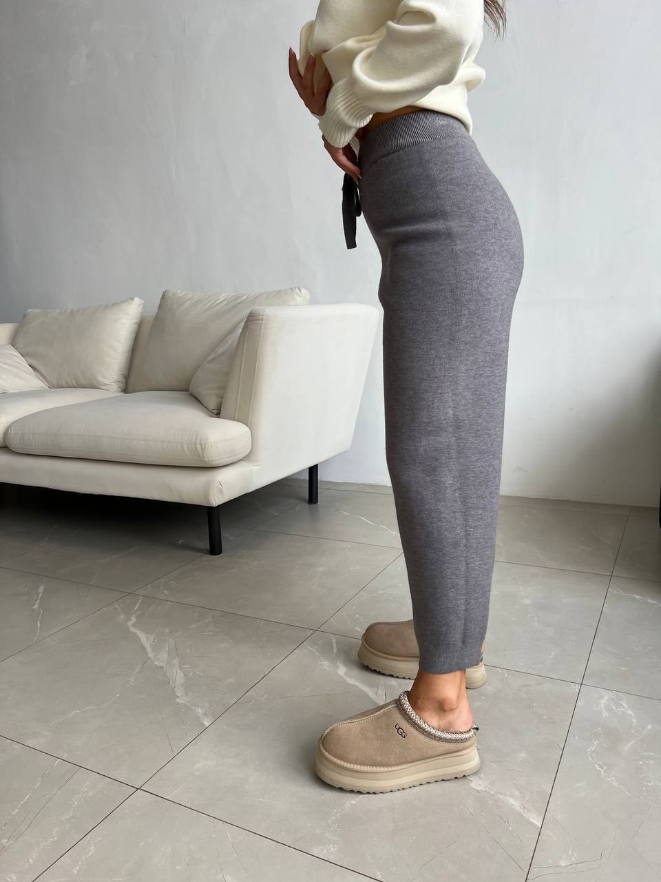 брюки серые женские,брюки серые,брюки вязанные,трикотажные брюки,женские брюки