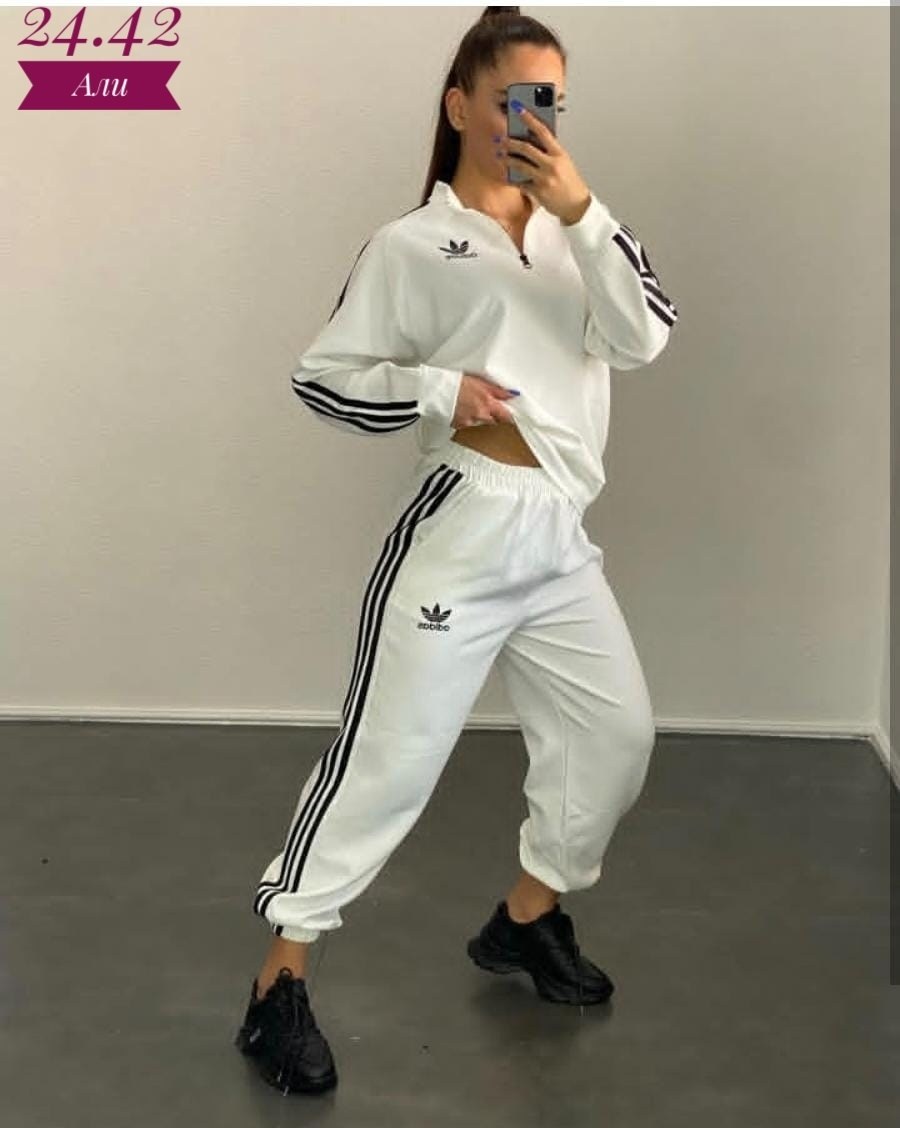 женский спортивный костюм adidas,женский костюм адидас,спортивные костюмы адидас женские,костюмы спортивные женские,спортивные костюм