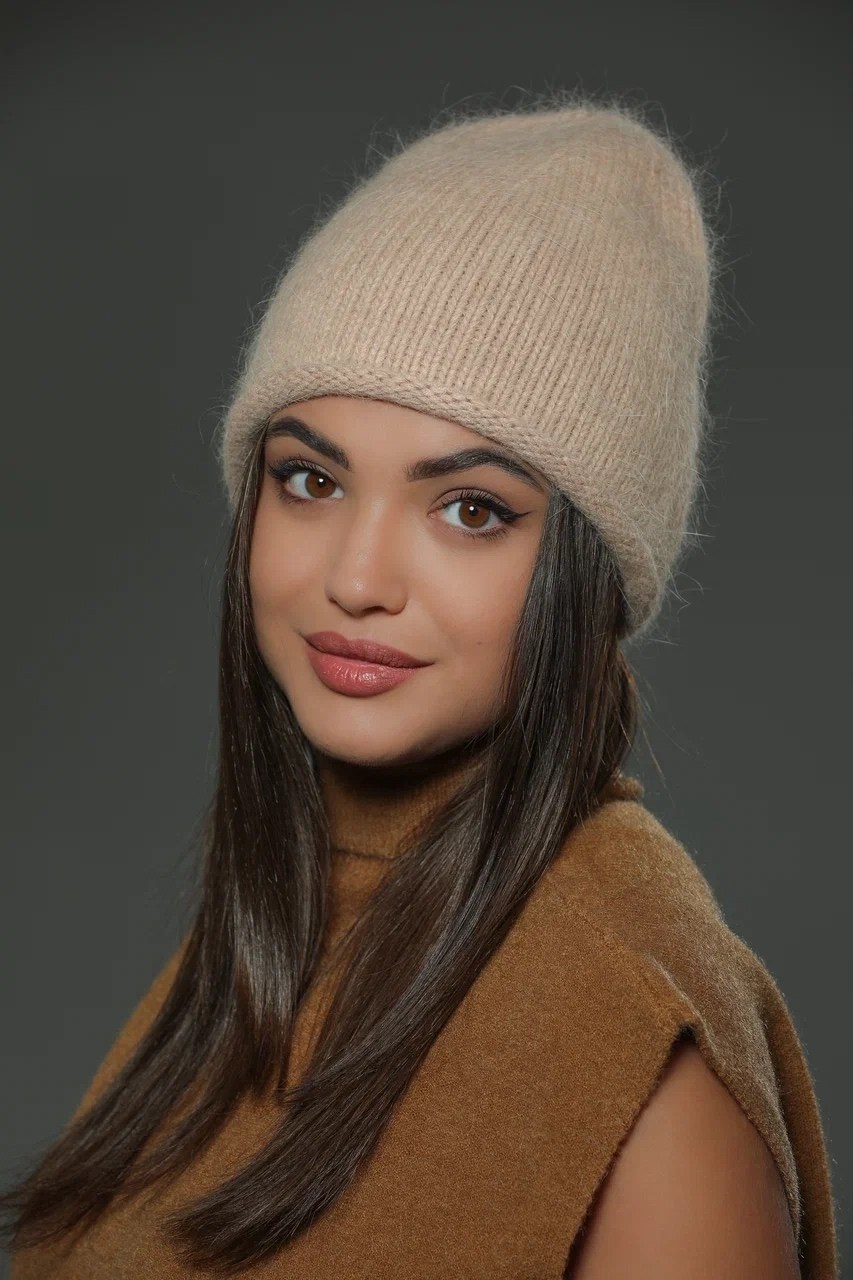 шапка женская бини,шапка женская,женская вязаная шапка,шапка бини,шапка зимняя из ангора