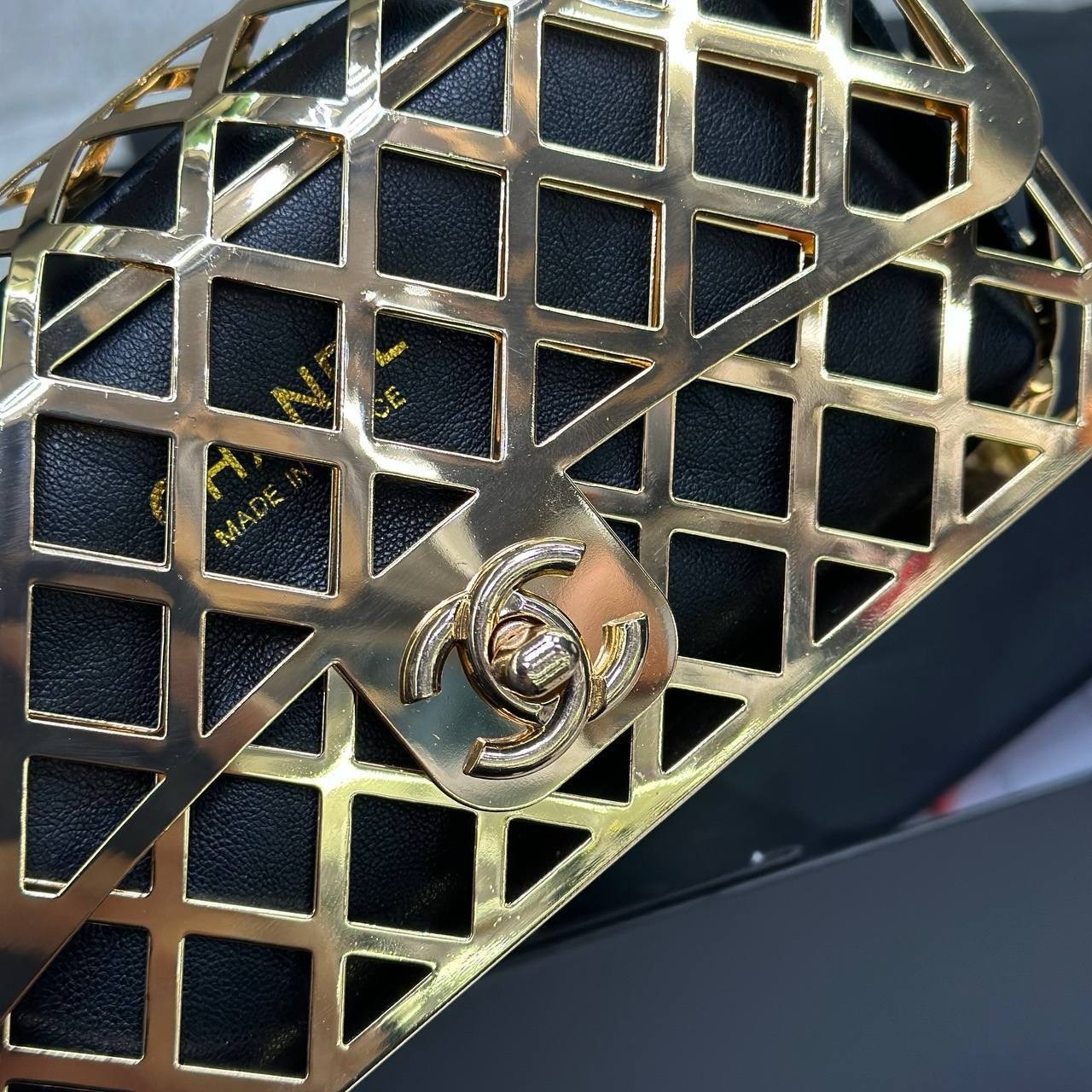 сумка женская chanel,сумка chanel,сумка шанель со значками,клатч chanel,сумочка шанель