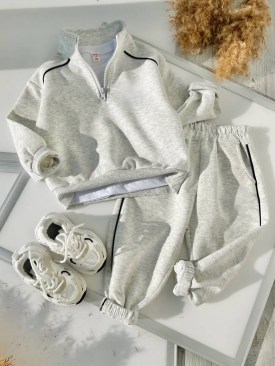 Костюм