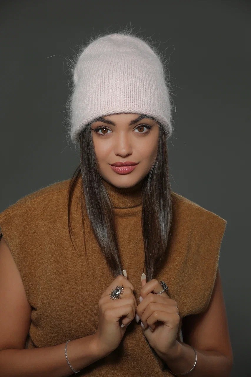 шапка женская бини,шапка женская,женская вязаная шапка,шапка бини,шапка зимняя из ангора