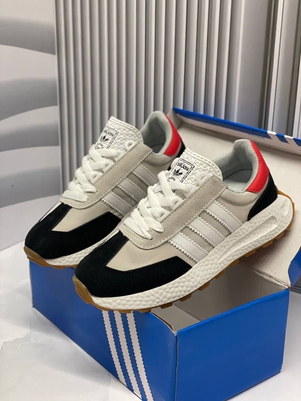 ,кроссовки adidas,женские кроссовки,кроссовки adidas retropy e 5,кроссовки адидас