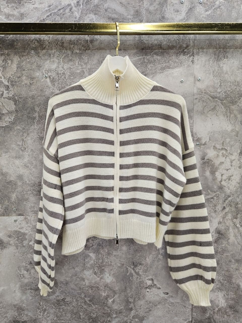 свитер в полоску,кофта женская,свитер в полоску на молнии,вязаные свитера,вязаные кардиганы
