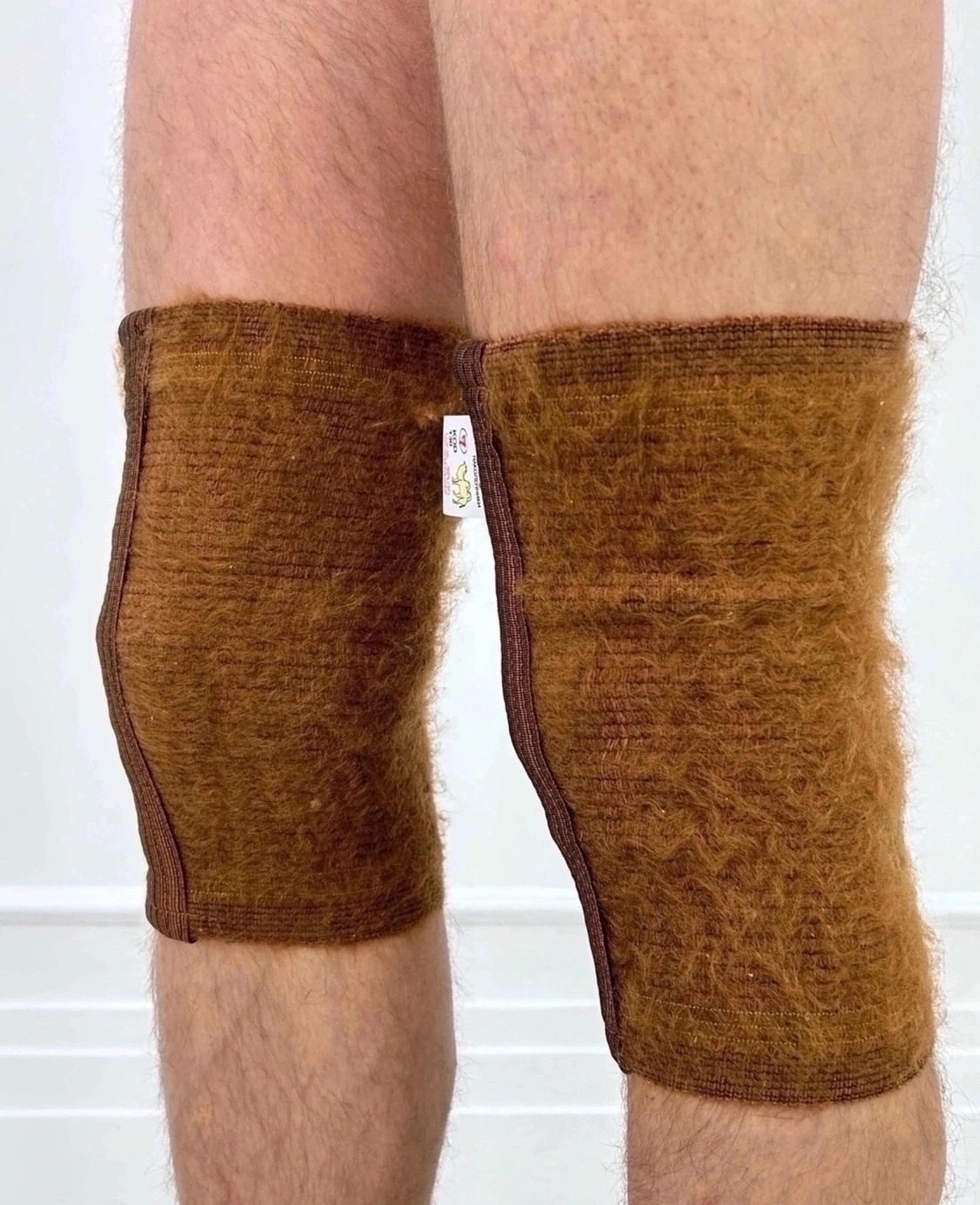 пояс альмед из верблюжьей шерсти,пояс согревающий из верблюжьей шерсти,наколенник из верблюжьей шерсти,интекс пояс согревающий с шерстью верблюда,лечебные наколенники из верблюжьей шерсти