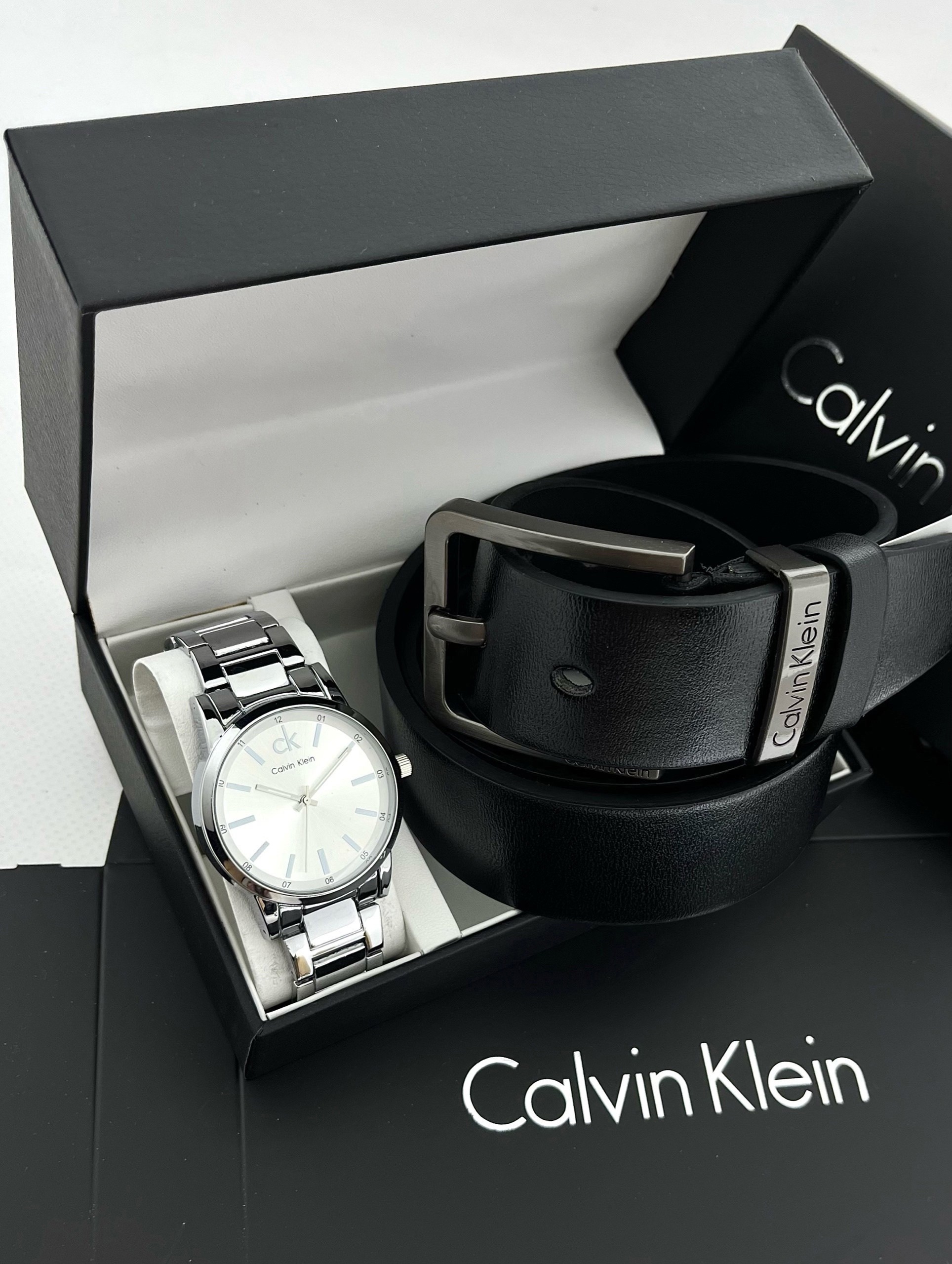 набор часы и ремень в коробке,подарочный набор часы ремень,подарочный набор мужской часы и ремень,набор часы,часы и ремень набор