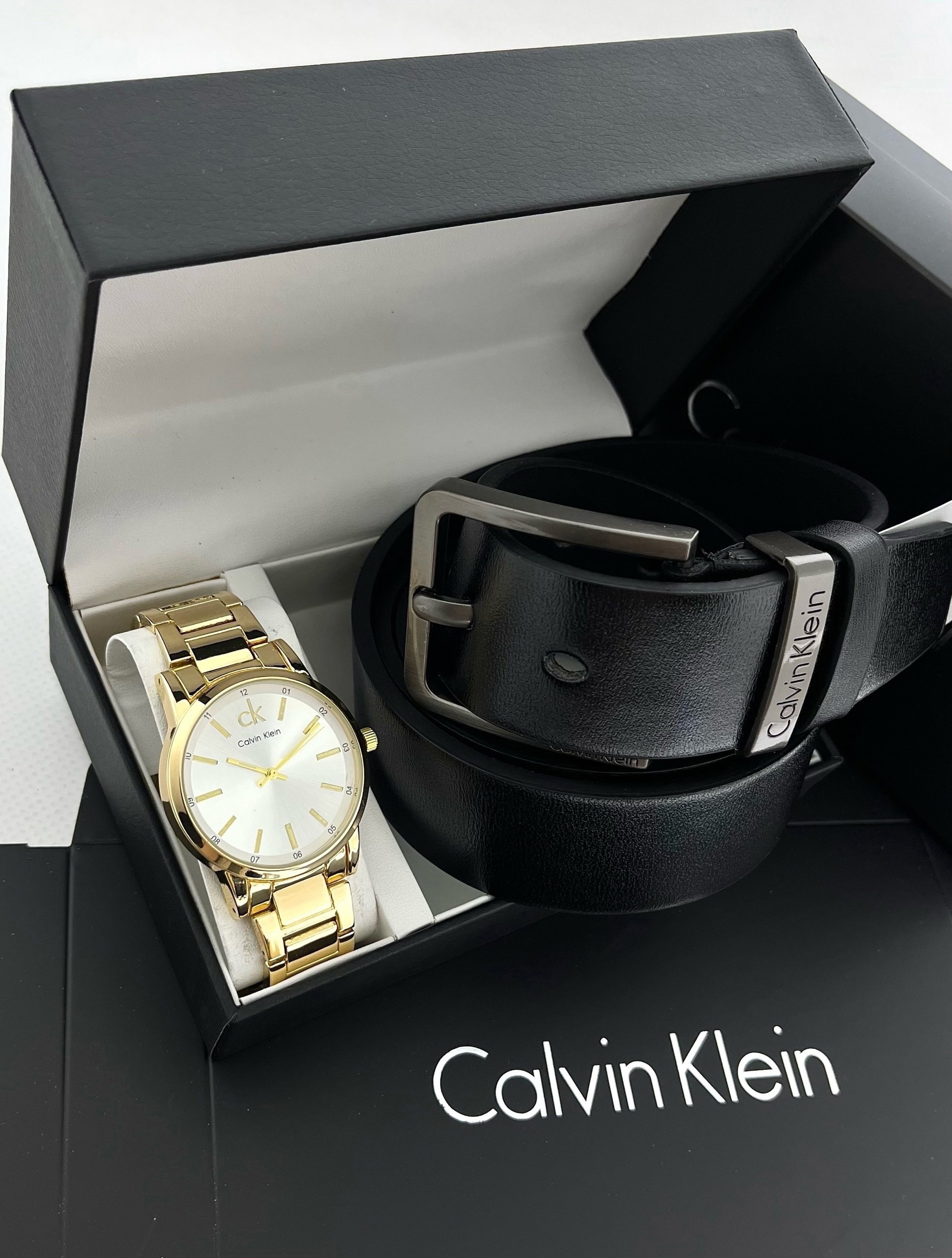 набор часы и ремень в коробке,подарочный набор часы ремень,подарочный набор мужской часы и ремень,набор часы,часы и ремень набор