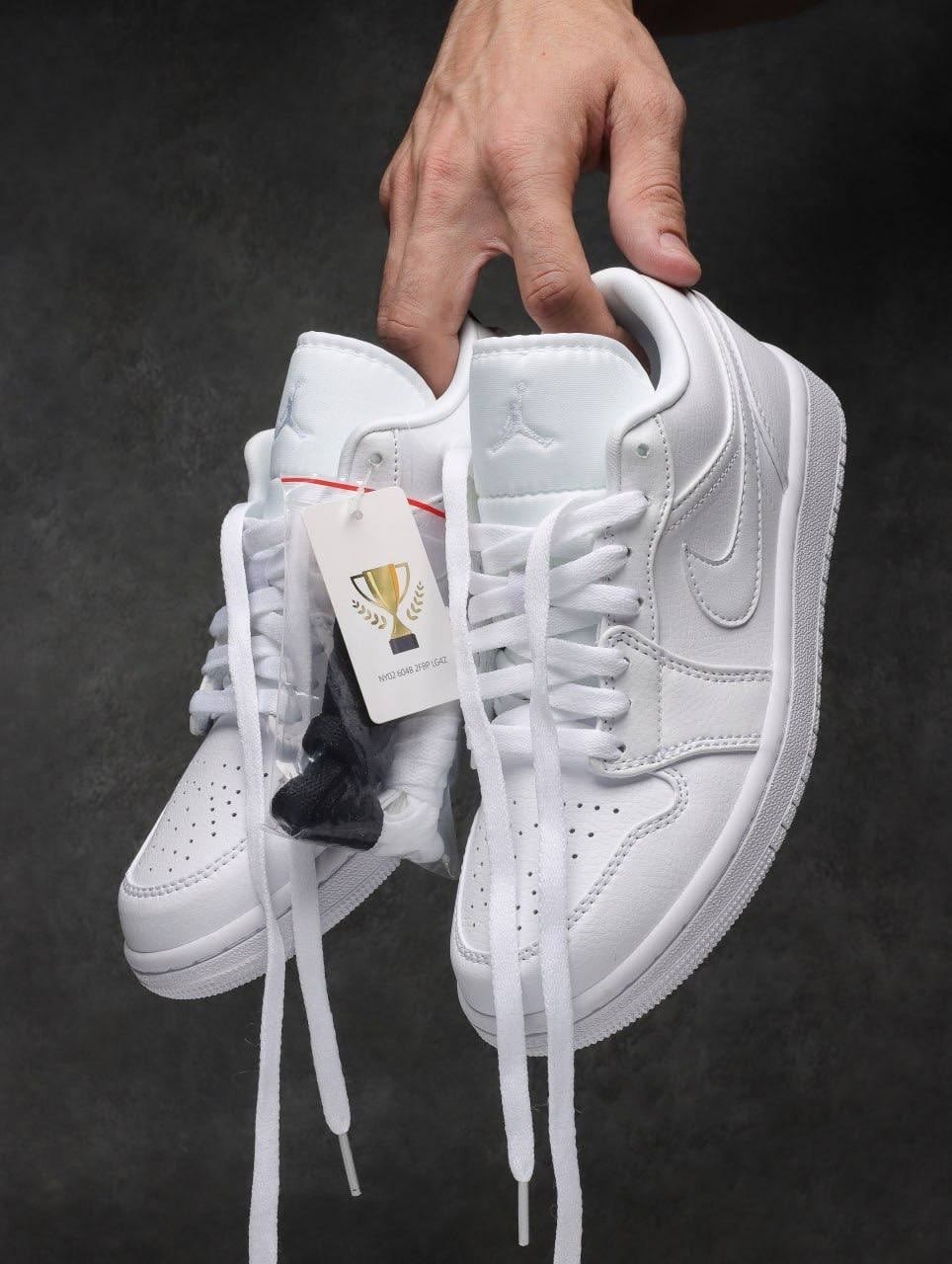 air jordan 1 low triple white,jordan 1 low triple white,nike air jordan 1 low,nike air jordan 1 low triple white,кроссовки nike air jordan 1 low