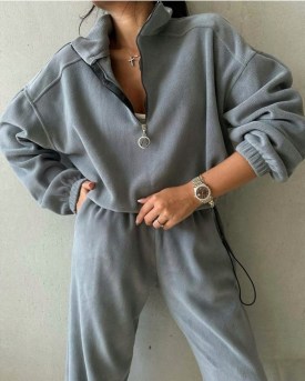 Костюм