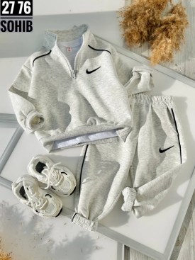 Костюм