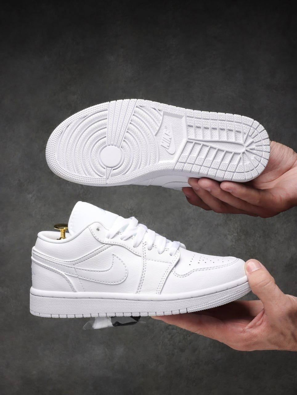 air jordan 1 low triple white,jordan 1 low triple white,nike air jordan 1 low,nike air jordan 1 low triple white,кроссовки nike air jordan 1 low
