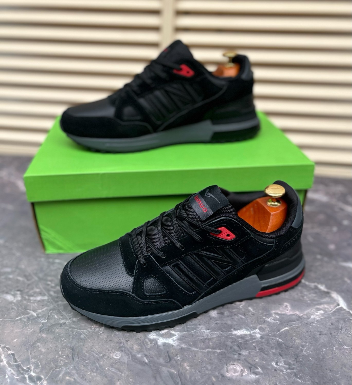 мужские кроссовки adidas,зимние кроссовки adidas,,мужские кроссовки,кроссовка мужской