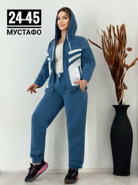 Костюм