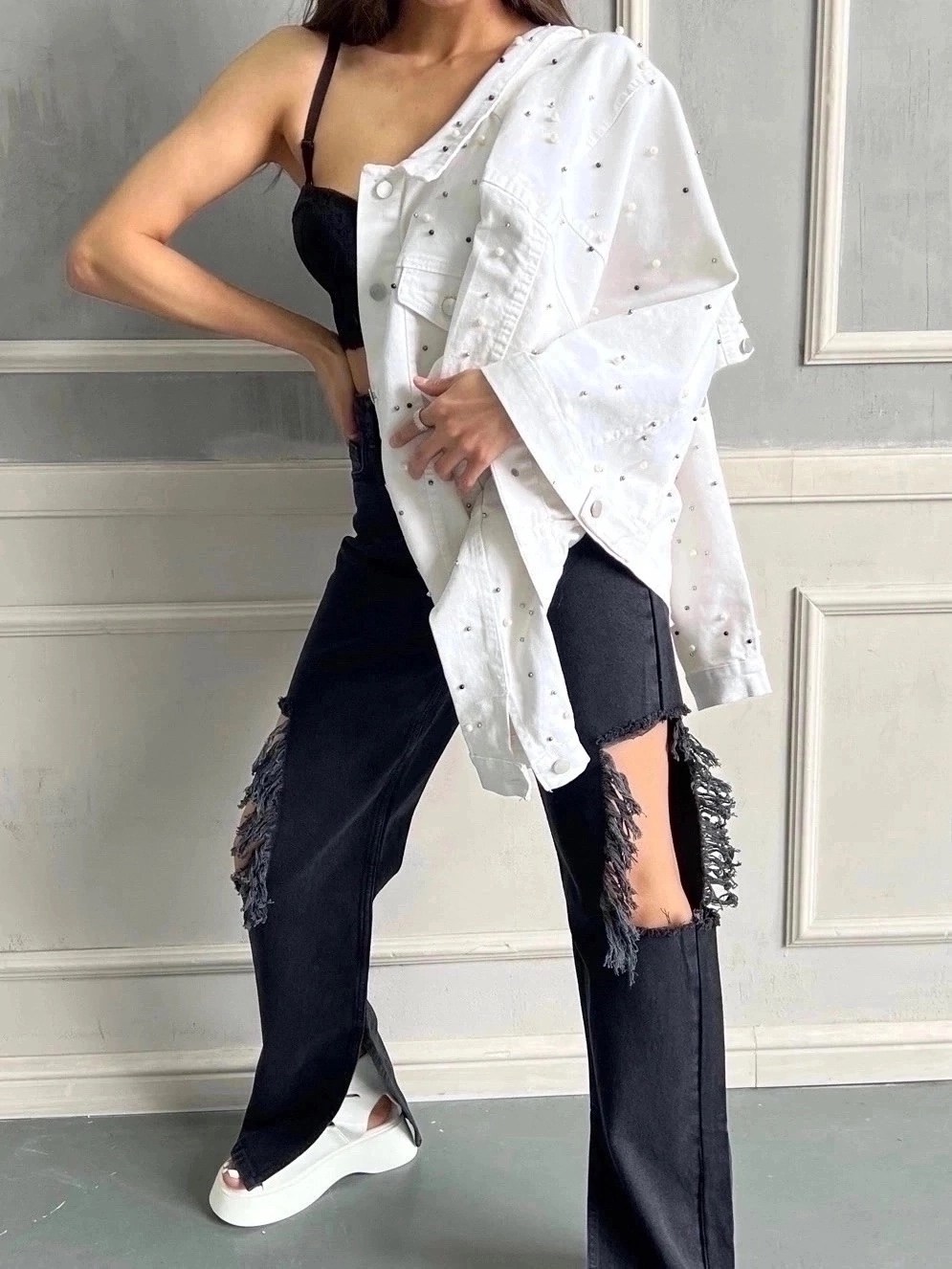 джинсовая куртка,куртка женская модная,белая джинсовая куртка,белая джинсовка,джинсовые куртки женские