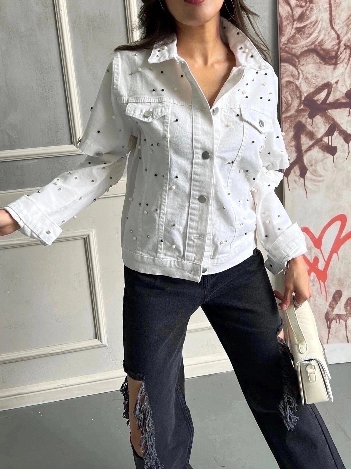 джинсовая куртка,куртка женская модная,белая джинсовая куртка,белая джинсовка,джинсовые куртки женские
