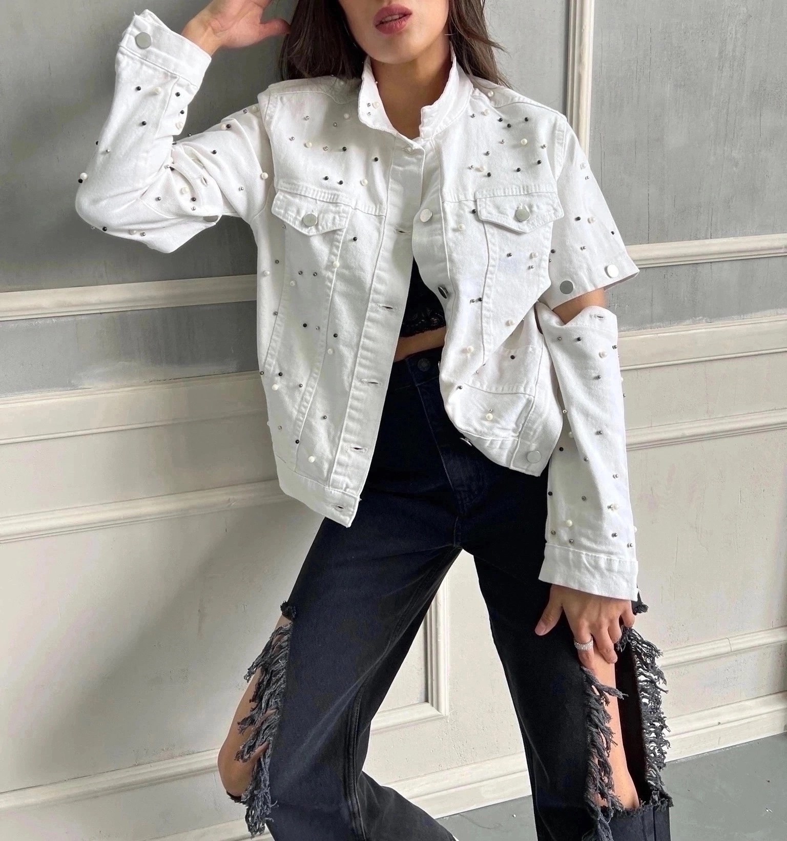 джинсовая куртка,куртка женская модная,белая джинсовая куртка,белая джинсовка,джинсовые куртки женские