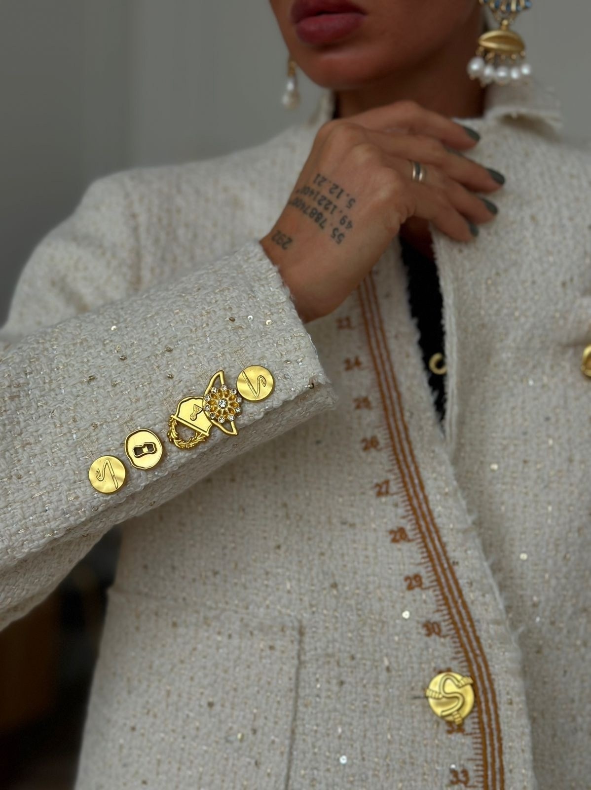 твидовые жакеты,женский твидовый пиджак,жакет,жакет стильный,твидовый пиджак женский в стиле шанель