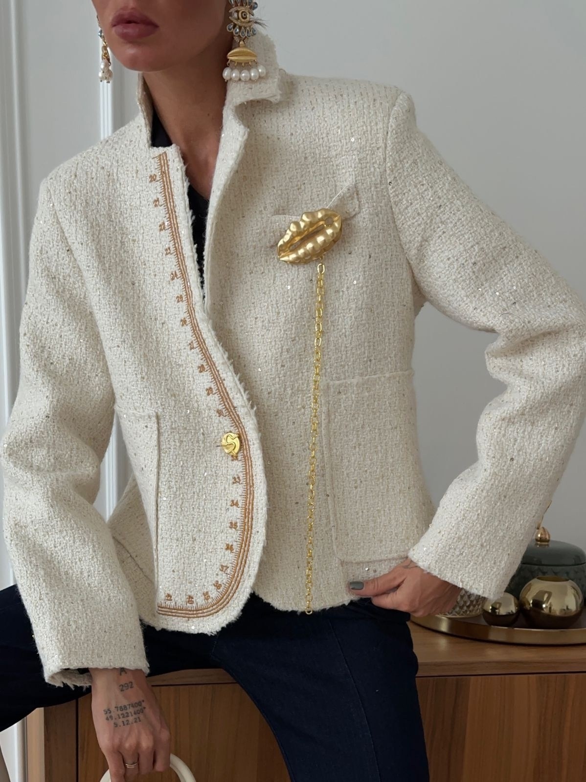 твидовые жакеты,женский твидовый пиджак,жакет,жакет стильный,твидовый пиджак женский в стиле шанель