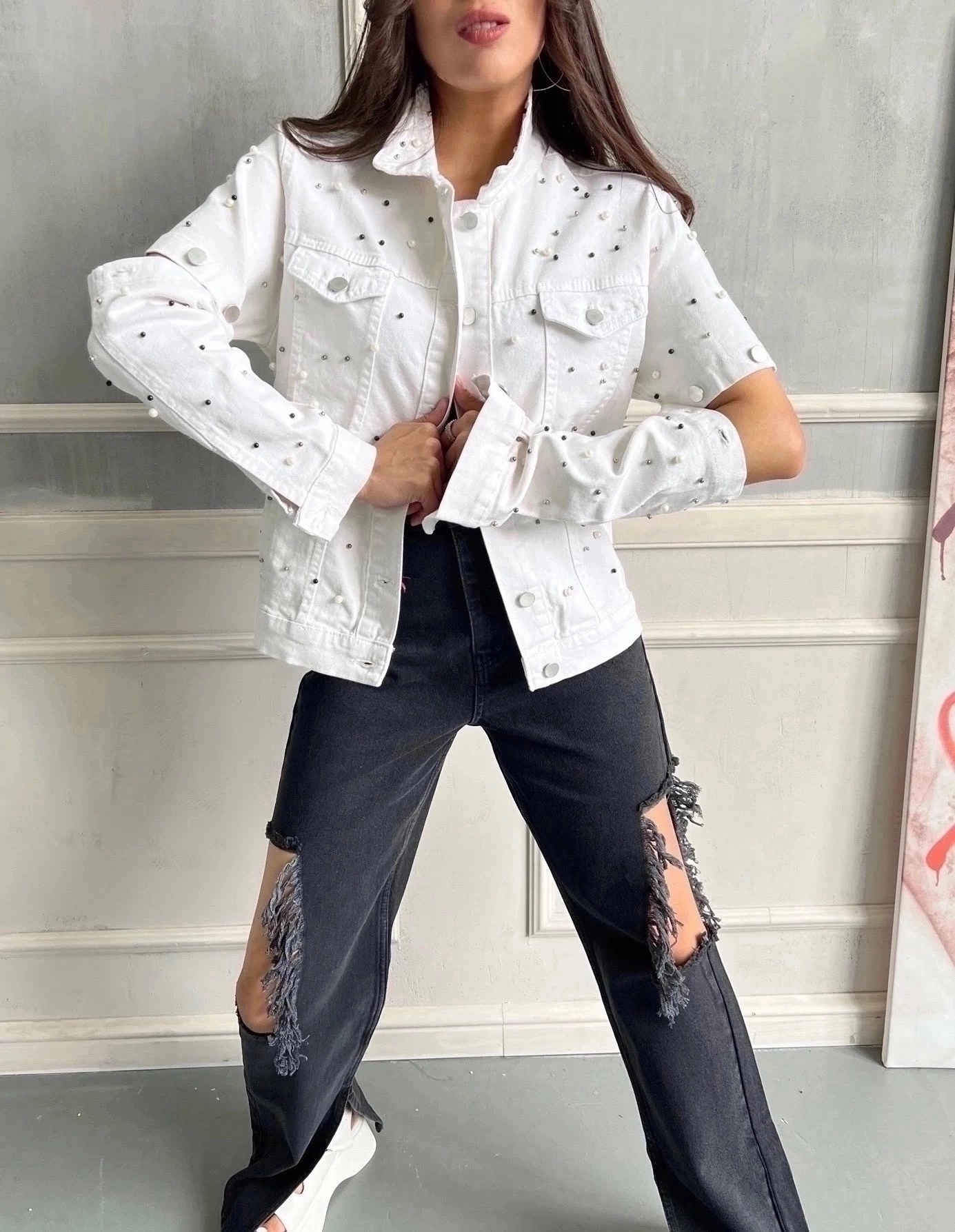 джинсовая куртка,куртка женская модная,белая джинсовая куртка,белая джинсовка,джинсовые куртки женские