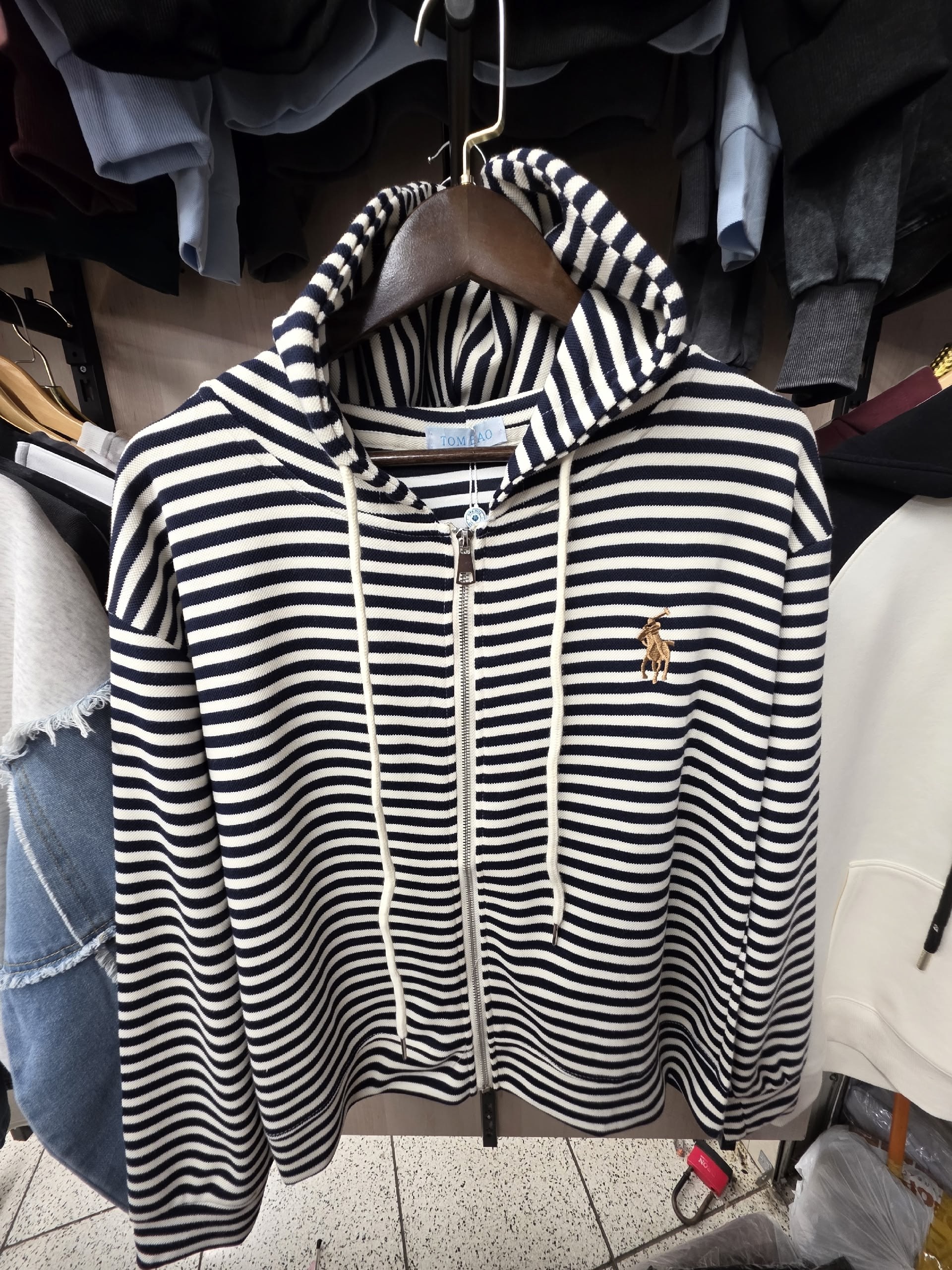 толстовка кофта,модная толстовка,женские кофты,одежда толстовка,женское толстовка