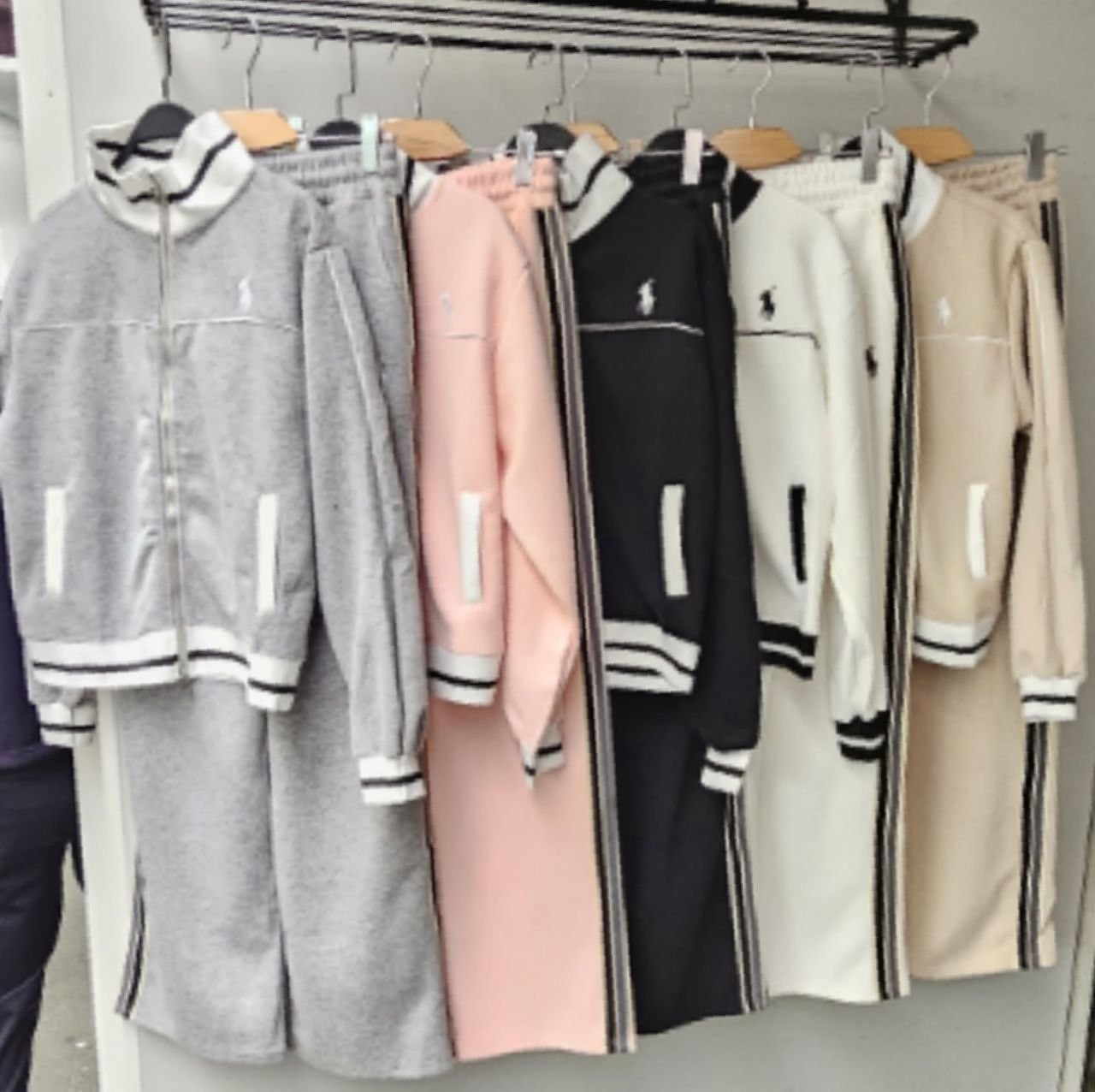 спортивный велюровый костюм,костюм велюровый,костюм велюровый женский,костюмы спортивные женские,костюм из велюра