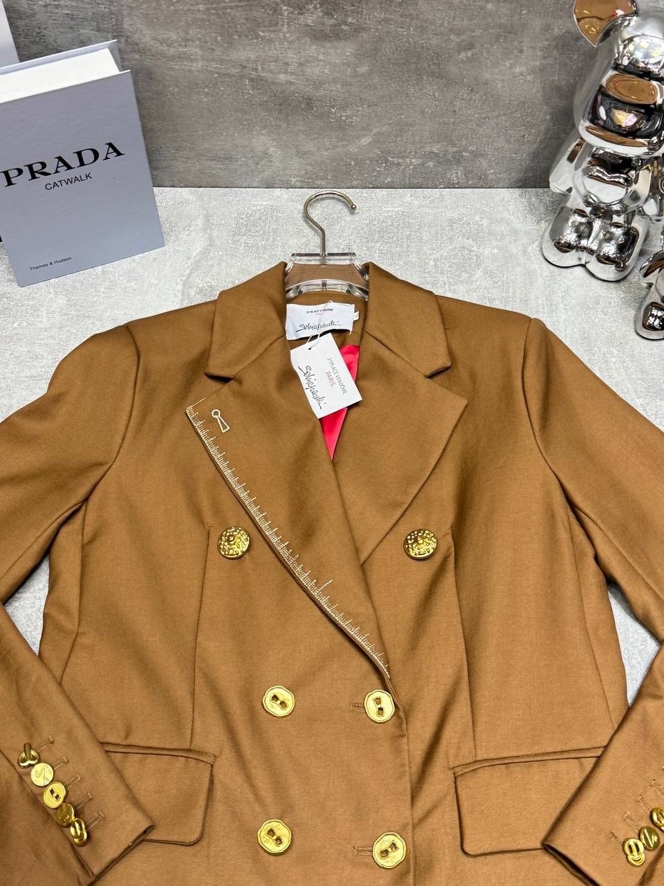 женский двубортный блейзер,двубортный блейзер,женский двубортный пиджак,пиджак блейзер,пиджак и жакет