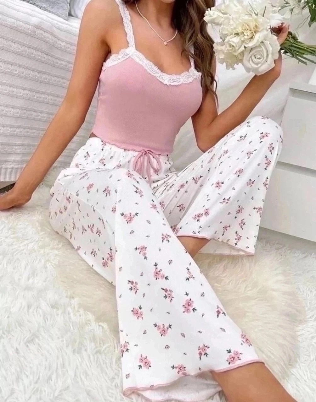 майка с кружевами,топ женские с кружево,топ с кружевом,кружевная майка,фиолетовые платья