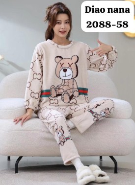 Костюм