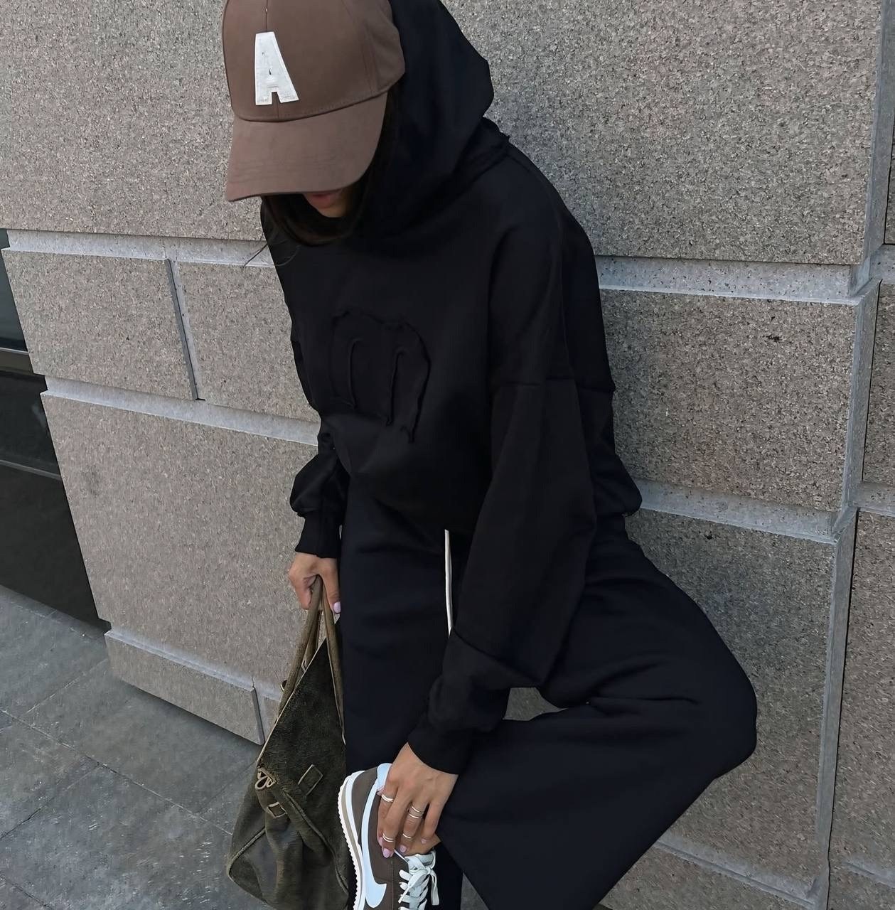 модные костюмы 2025,костюм оверсайз,трикотажные костюмы,спортивные костюм