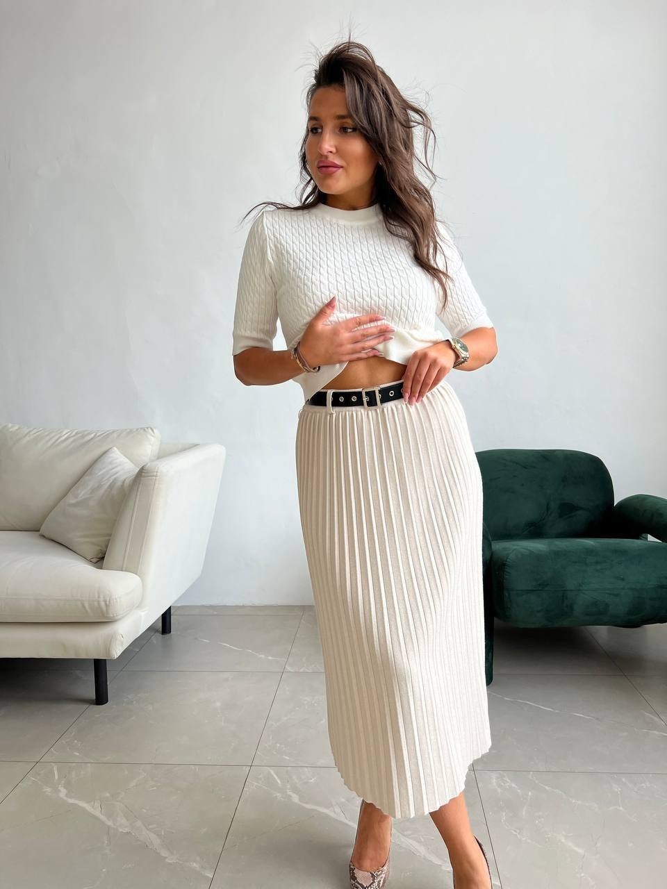 джемпер бежевый,плиссированная юбка,юбка с кофтой,плиссированная юбка миди,юбка плиссе